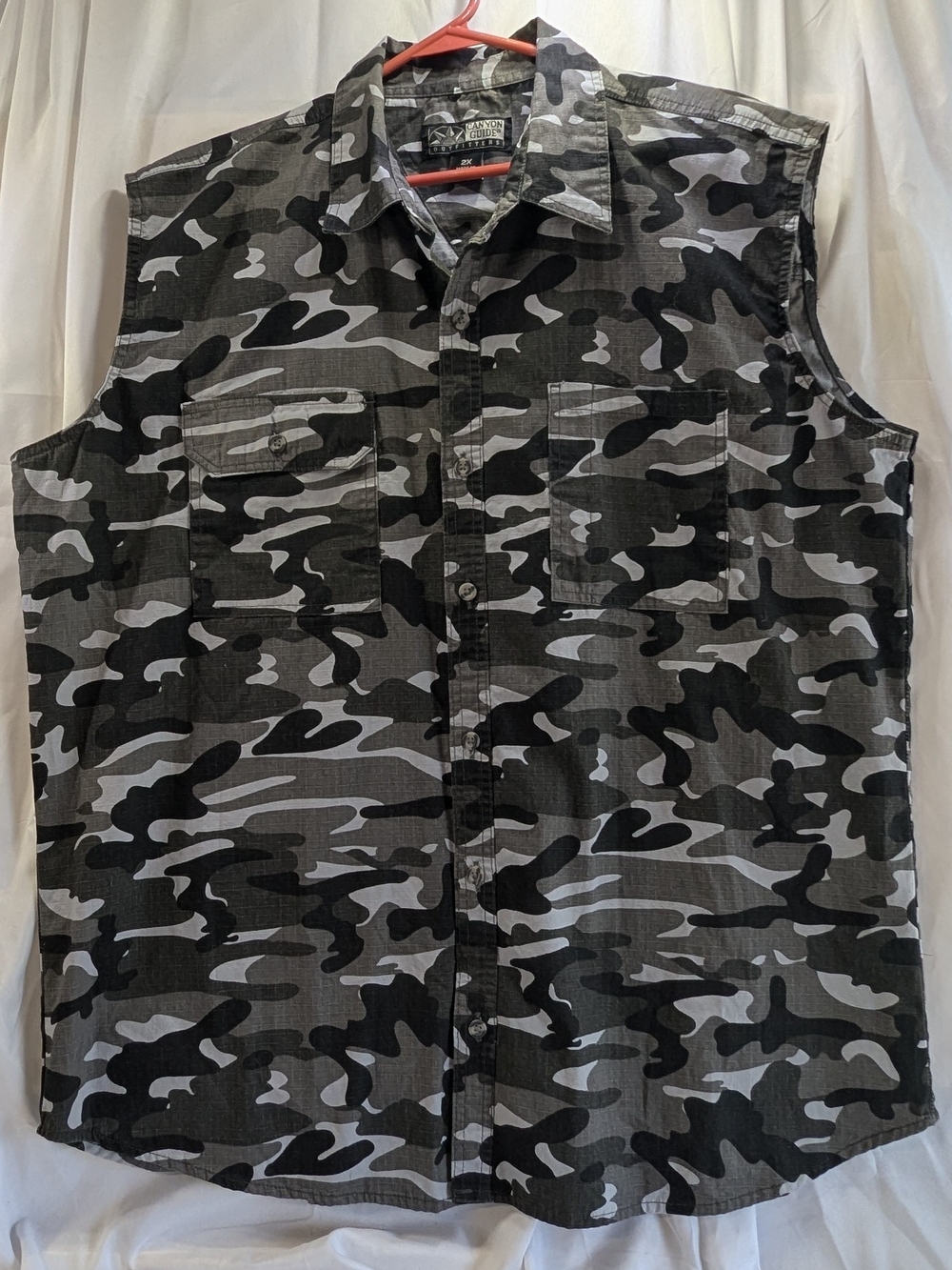 Canyon Guide Outfitters Sleeveless Black Camo Button-Up Shirt Size 2X